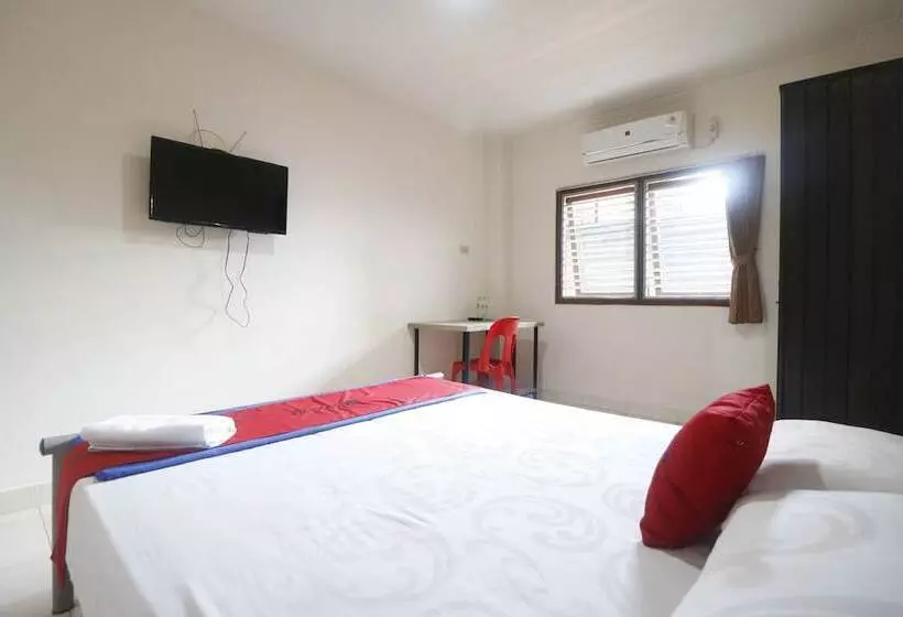 ペンション Reddoorz Near Kartini Mall 2 Lampung