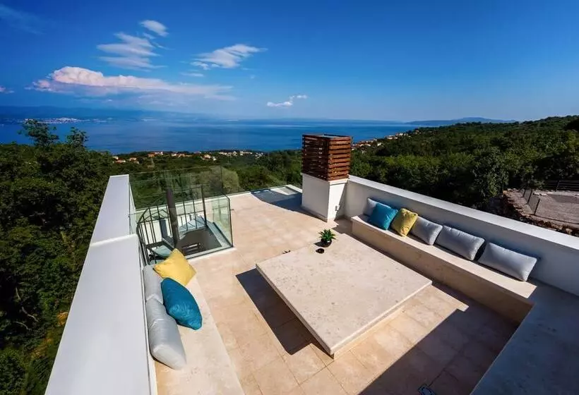 Villa Altavista   Seaview & Relax With Heated Pool & Minigolf