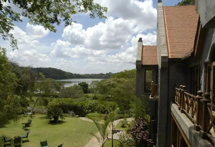 Отель Arusha Serena