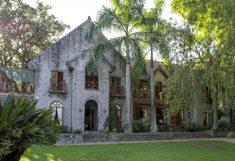 Отель Arusha Serena