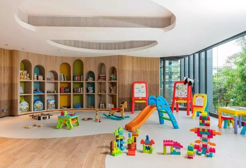 Отель Melia Chiang Mai