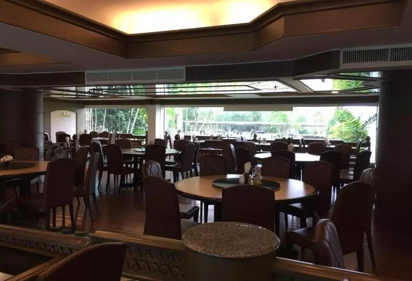 호텔 Suntara Wellness Resort &