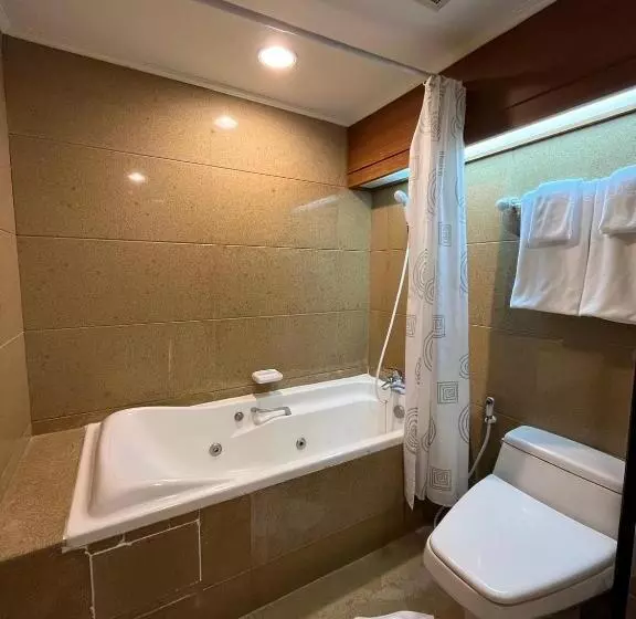 호텔 Suntara Wellness Resort &