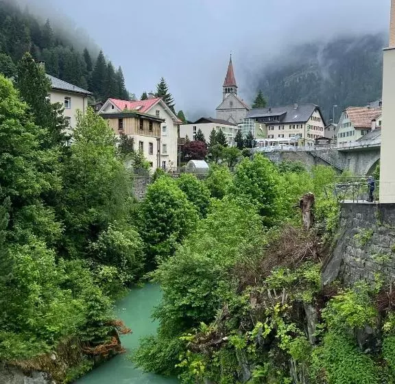 هتل Weisses Rössli Only Bed & Breakfast Self Check In