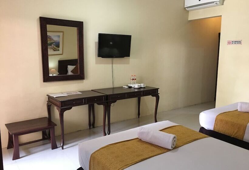 مبيت وإفطار 3c Familia Residence