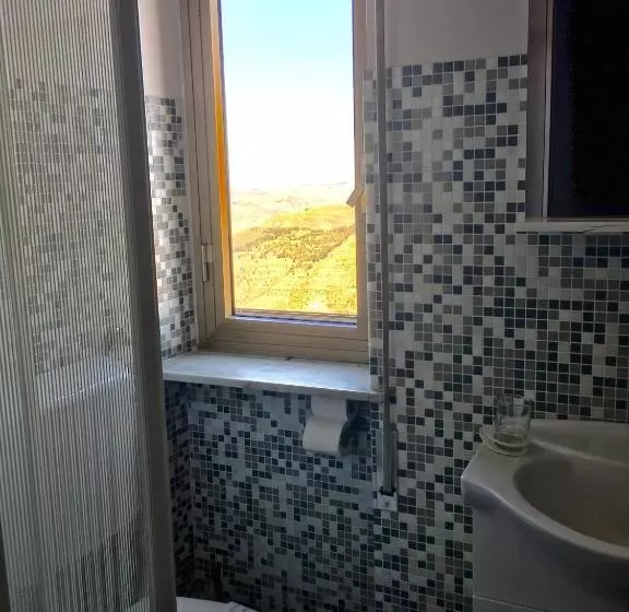 تختخواب و صبحانه Enna Inn Centro