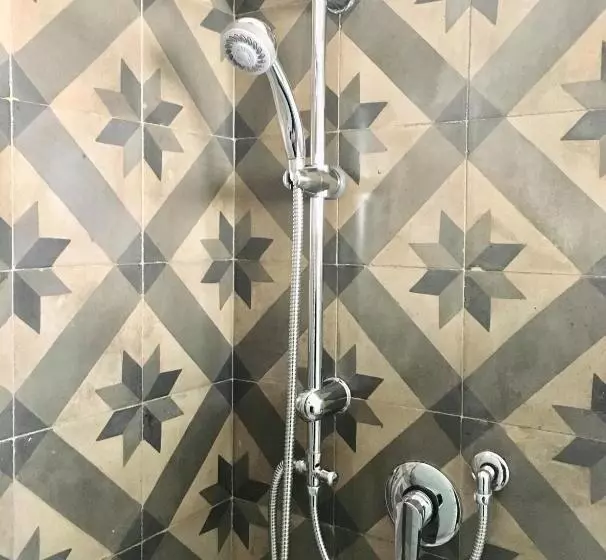 تختخواب و صبحانه Enna Inn Centro