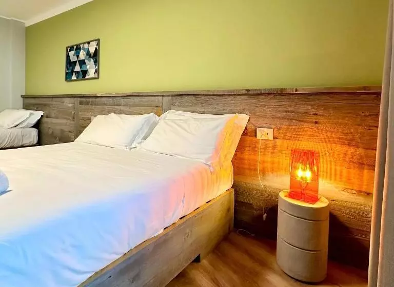 簡易ホテル Du Parc