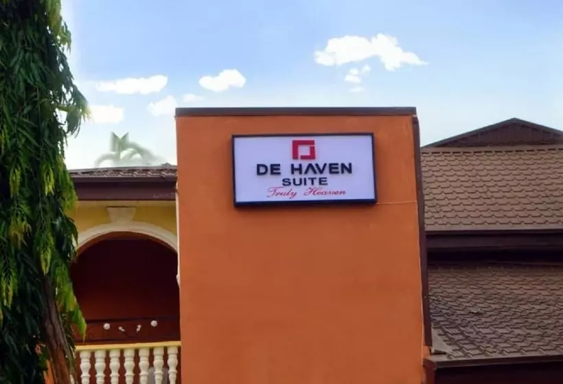هتل De Haven Suites