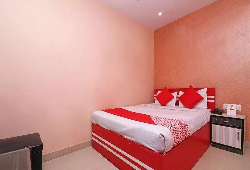 هتل Digha By Oyo Rooms