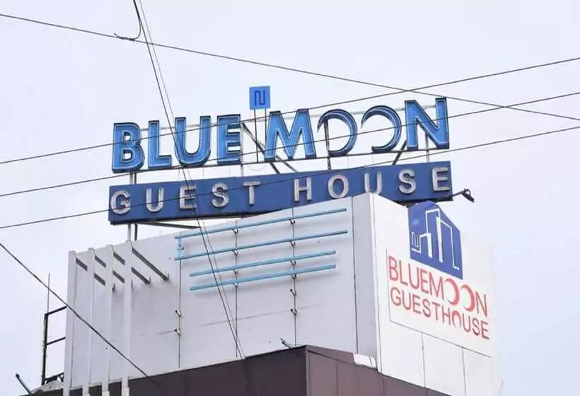 Hotelli Nu Blue Moon Guesthouse