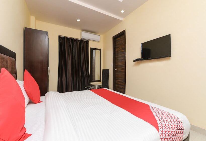 ホテル Shubhangni Residency By Oyo Rooms