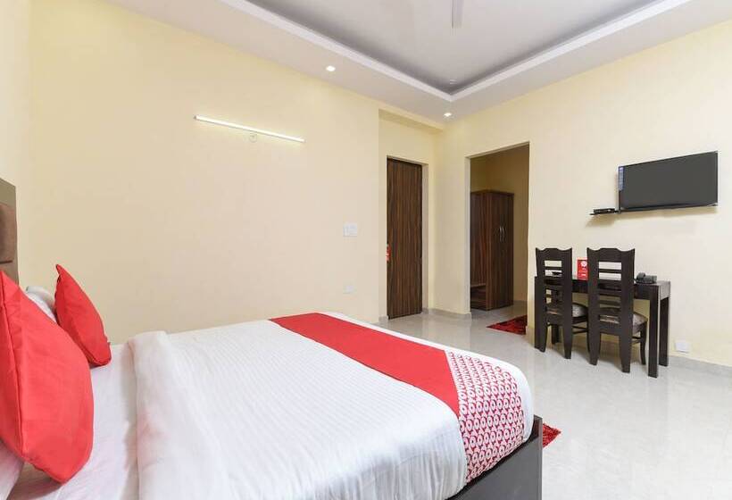 ホテル Shubhangni Residency By Oyo Rooms