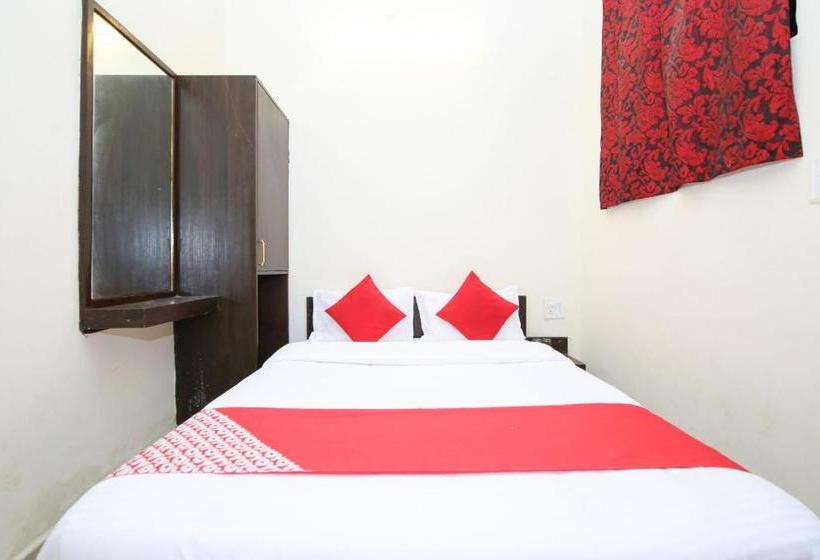 هتل Sports Club Of Jabalpur By Oyo Rooms