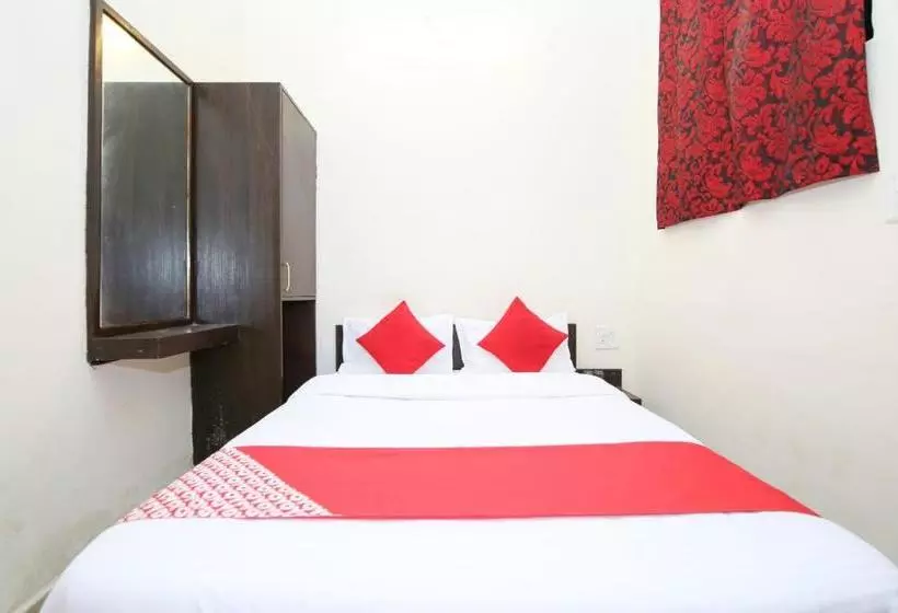 ホテル Sports Club Of Jabalpur By Oyo Rooms