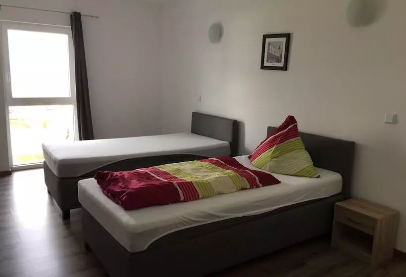 Stundenhotel Krieger