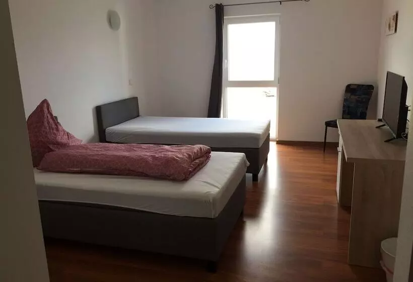 Stundenhotel Krieger