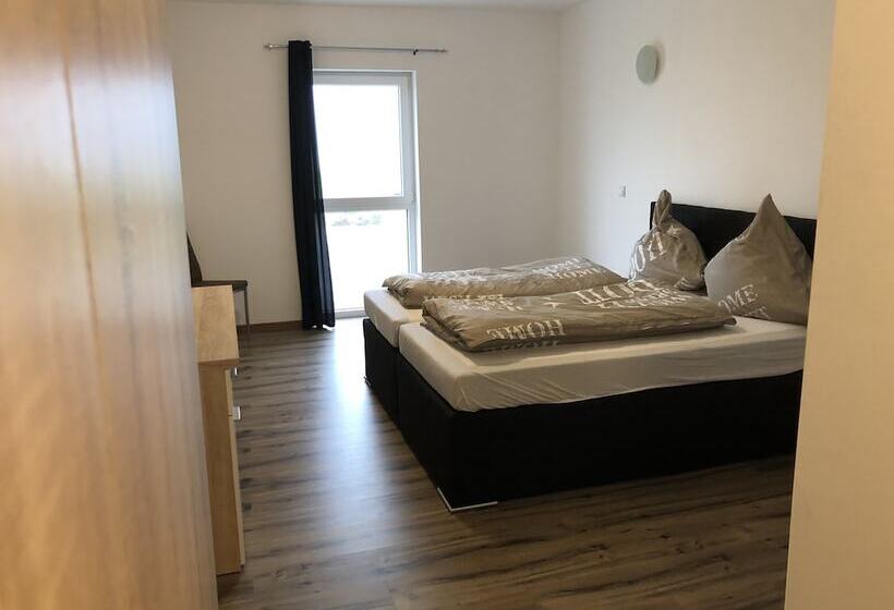 Stundenhotel Krieger