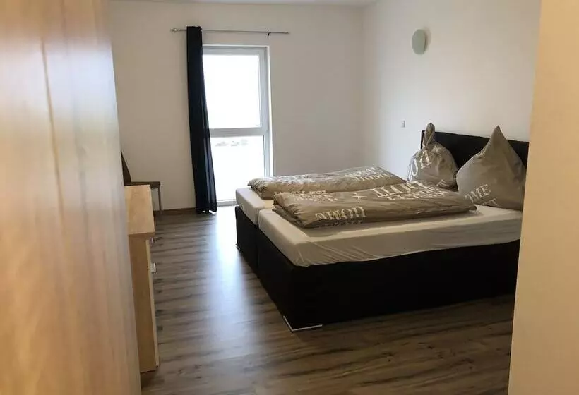 Stundenhotel Krieger