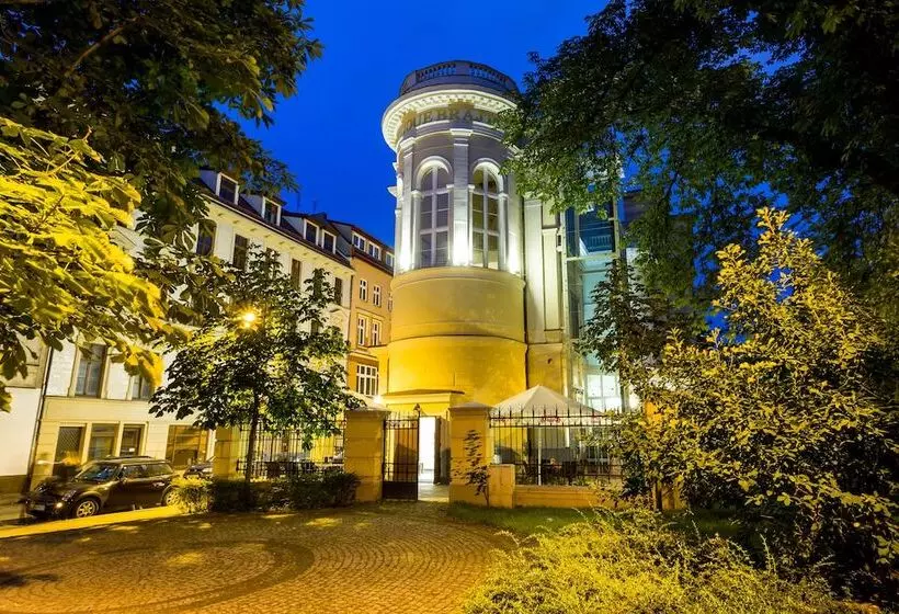 Majatalo Boutique Brajt