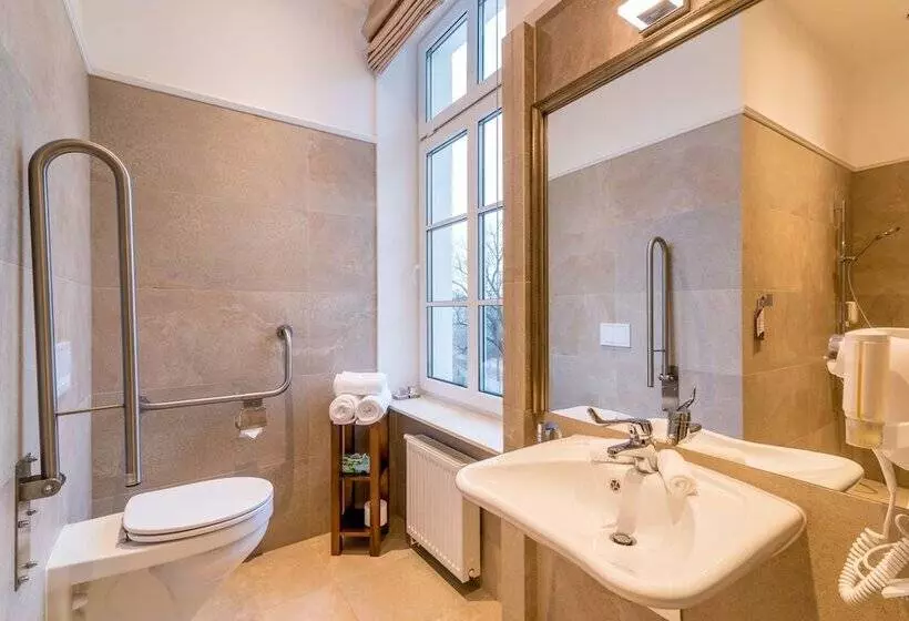 Majatalo Boutique Brajt