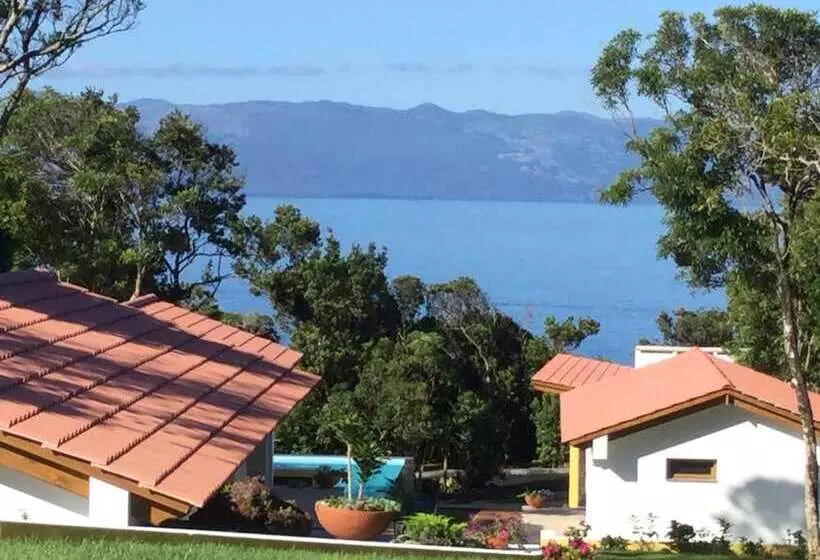Villas Casteletes Bangalow Sea View