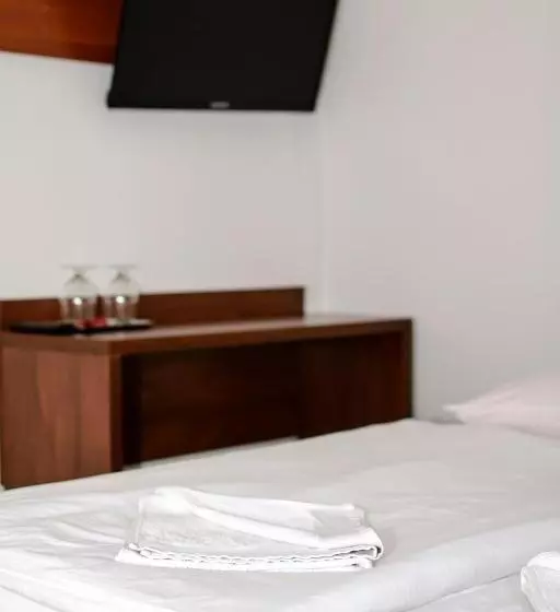 Hostelli Motel W łące