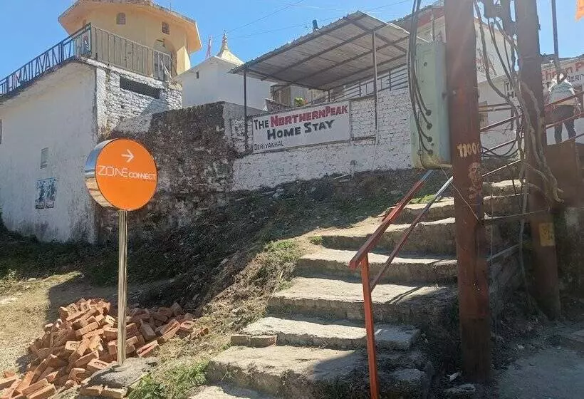 ホテル Zone Connect By The Park Lansdowne