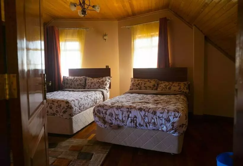 پانسیون Aloha Cottage