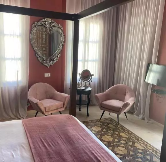 پانسیون Dar Camelia