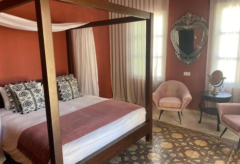 پانسیون Dar Camelia