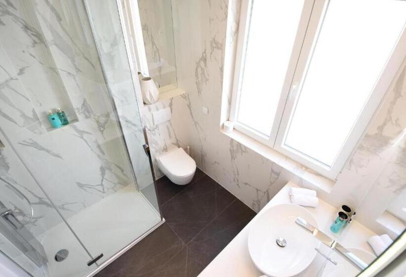 بنسيون Fortuna Luxury Rooms