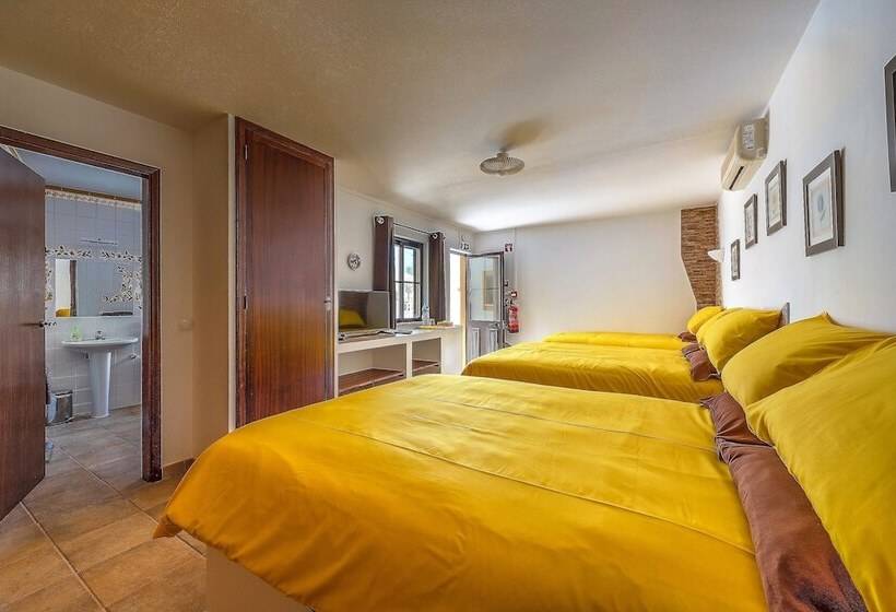 مبيت وإفطار Casa Dos Ninos