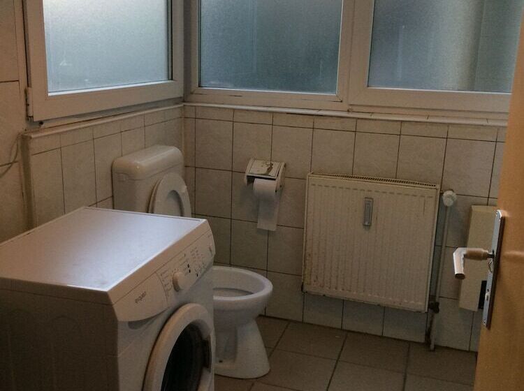 Blue Guest House Hostel