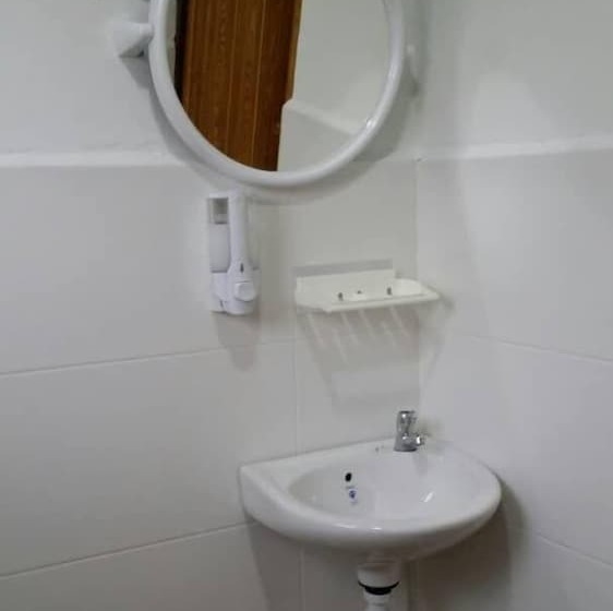 Hotel Pondok2 Cabin Stay Shah Alam