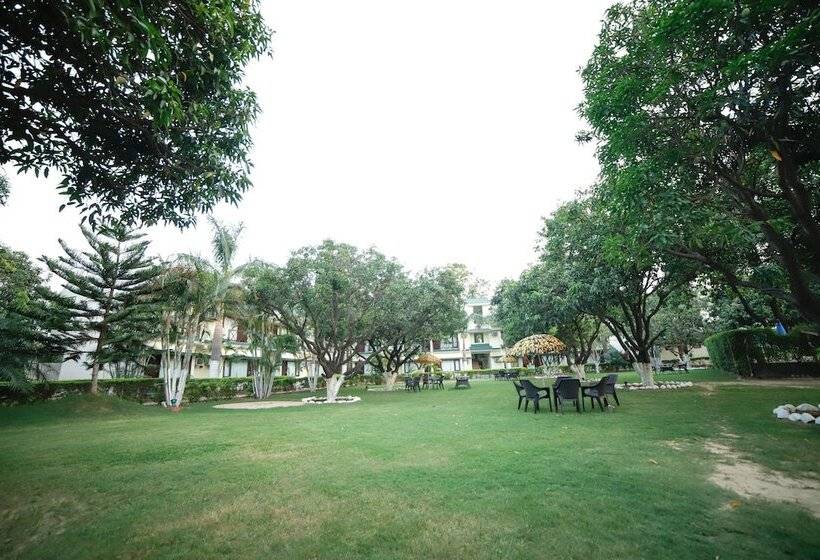 Hotel Signature Corbett