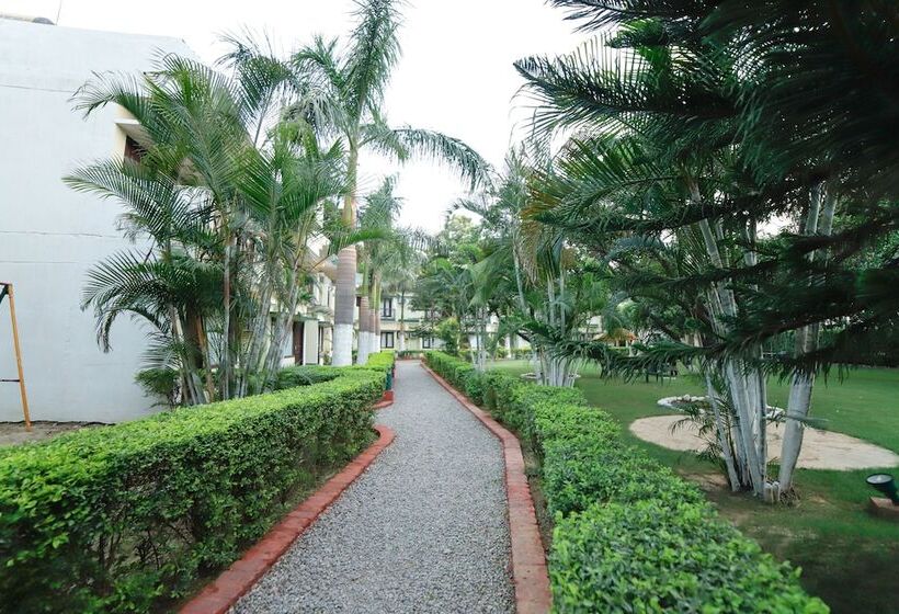 Hotel Signature Corbett