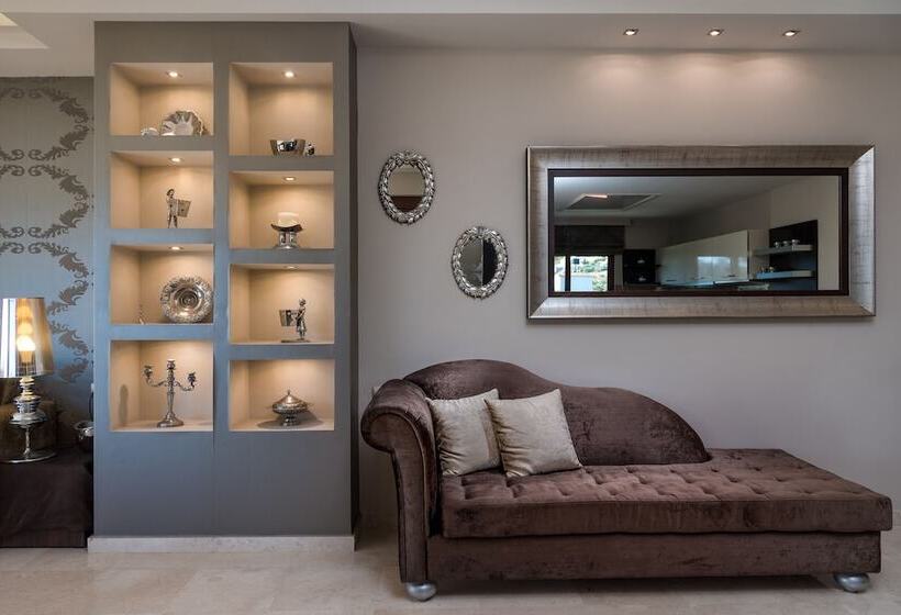 بنسيون Callista Luxury Residences