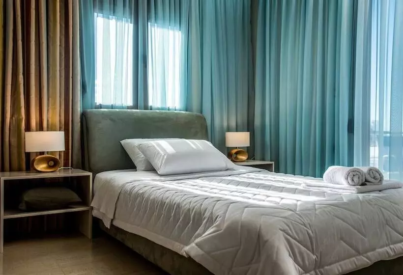 ペンション Callista Luxury Residences