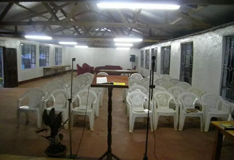 پانسیون Imani Radio & Tv Ministries