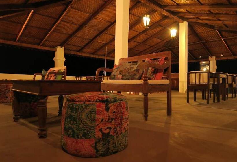 פנסיון Ulani Lodge