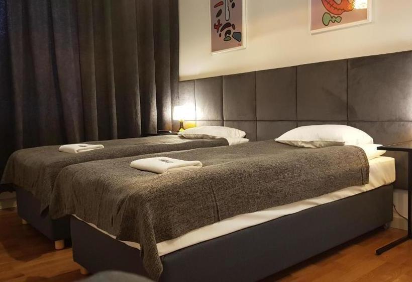 1 Night In Poznań  Matejki Apartments