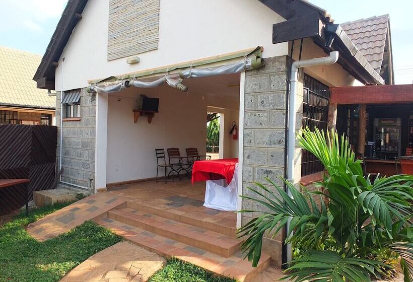 تختخواب و صبحانه Afrika Lodges