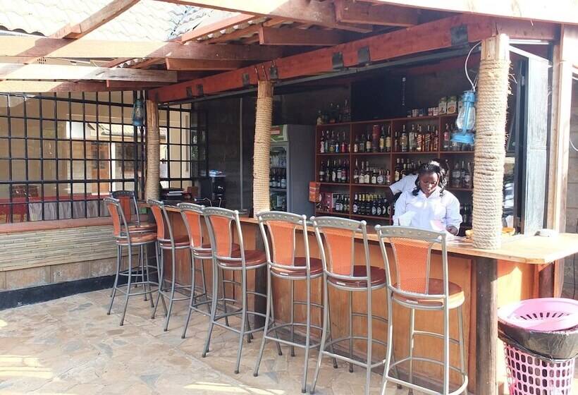 تختخواب و صبحانه Afrika Lodges