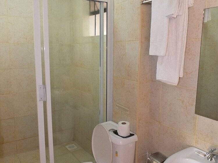 تختخواب و صبحانه Afrika Lodges