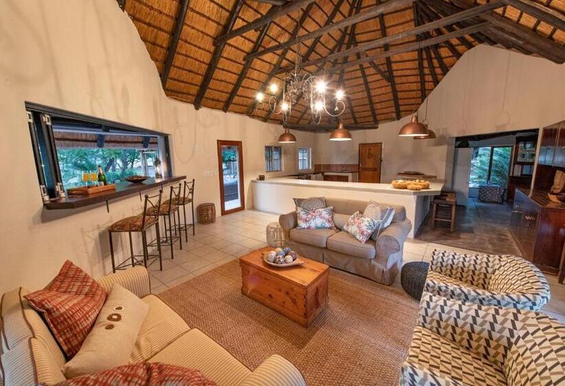 Hotel Nyala Safari Lodge