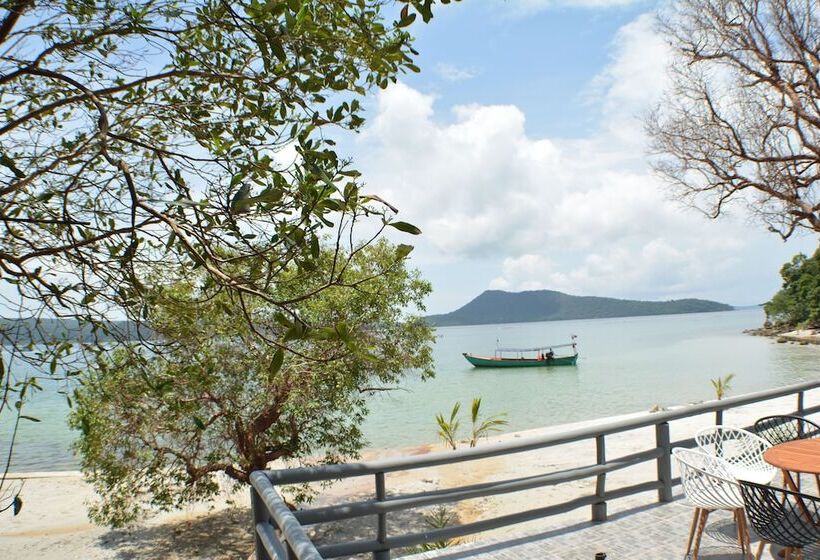 Hotel Pearl Beach Resort & Spa