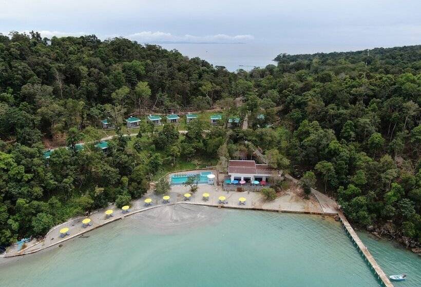 Hotel Pearl Beach Resort & Spa