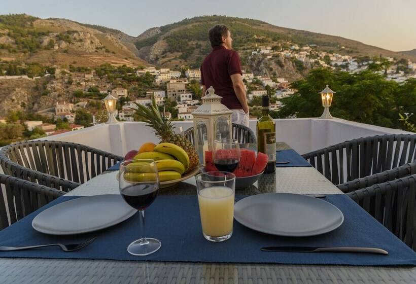 Pensão Casa Delmare Guesthouse