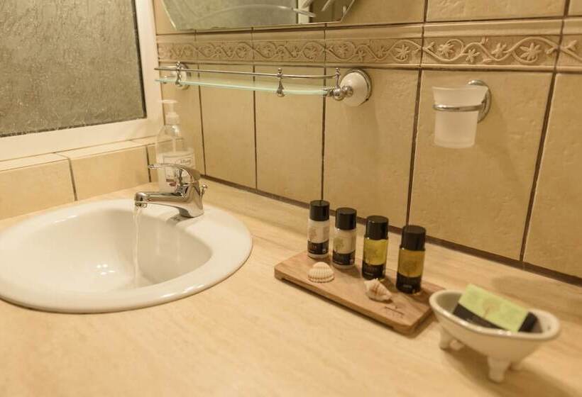 Pensão Casa Delmare Guesthouse